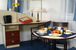 Appart'city Classic La Aparthotel