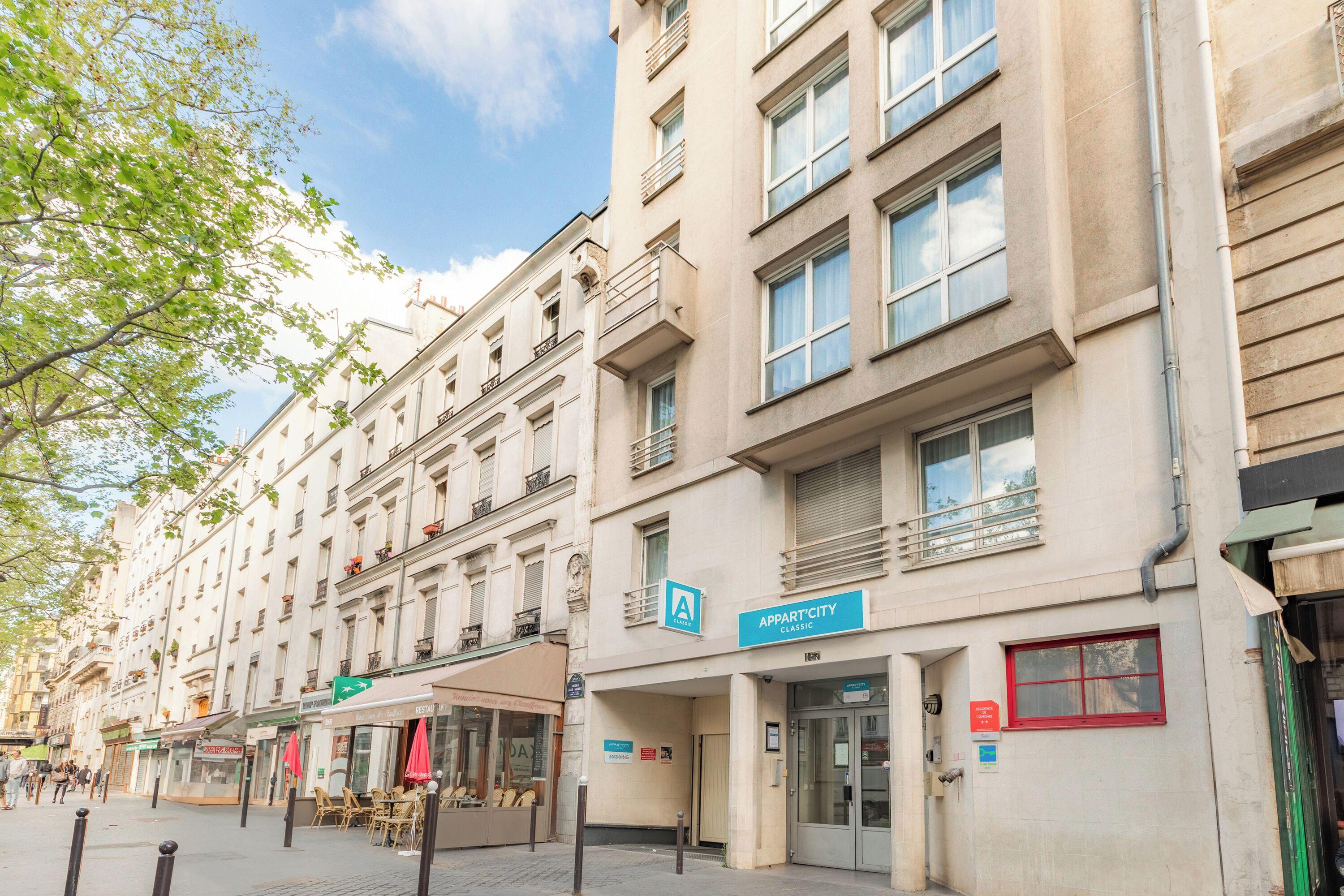 Appart'city Classic La Aparthotel 2*